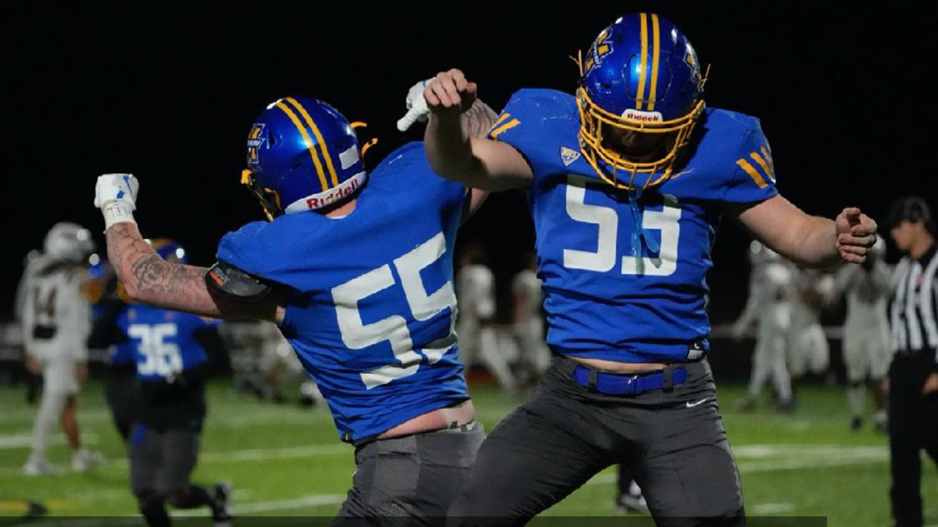 Midway Earns MSFL Playoff Bid With Win Over Walsh